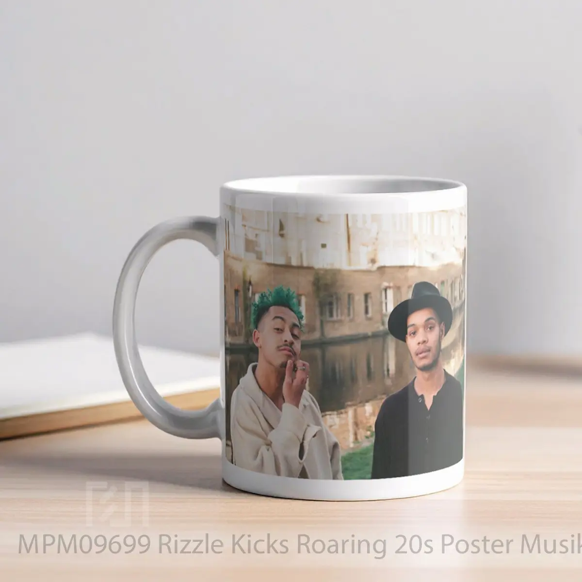 Mug Rizzle Kicks Roaring 20s MPM09699 - All-side / Desain