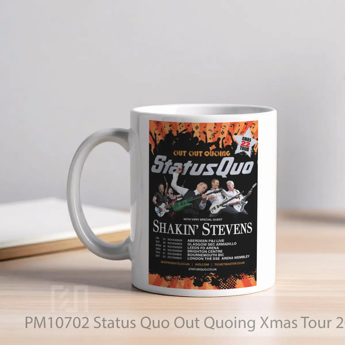 Mug Status Quo Out Quoing Xmas Tour 2022 MPM10702 - All-side / Desain