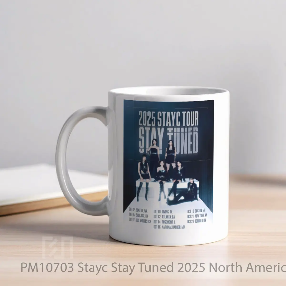 Mug Stayc Stay Tuned 2025 North America Tour MPM10703 - All-side / Desain
