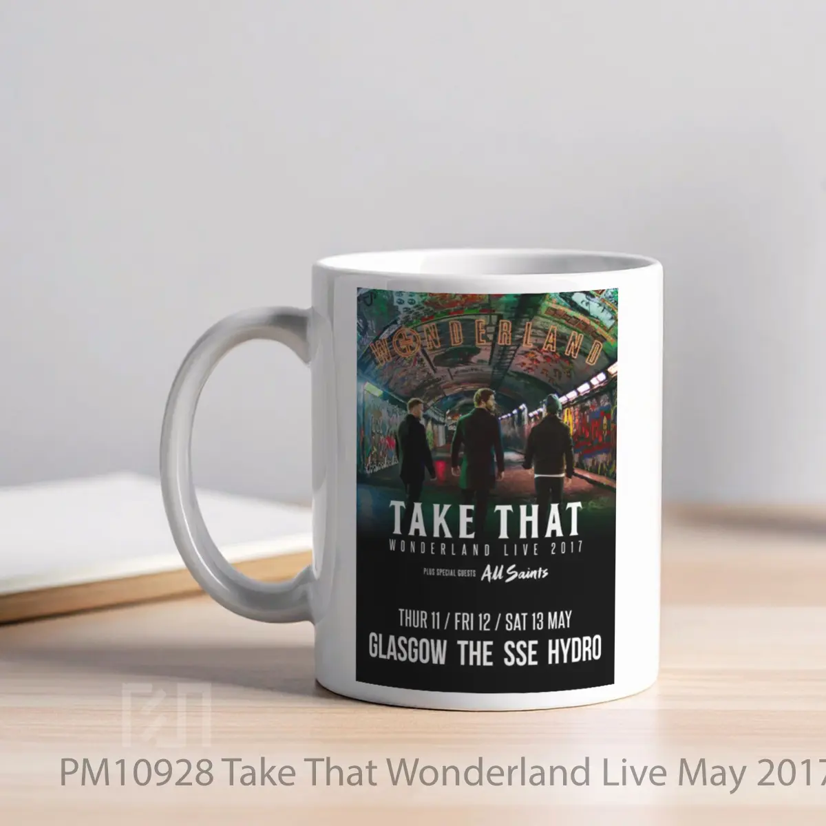 Mug Take That Wonderland Live May 2017 2 MPM10928 - All-side / Desain