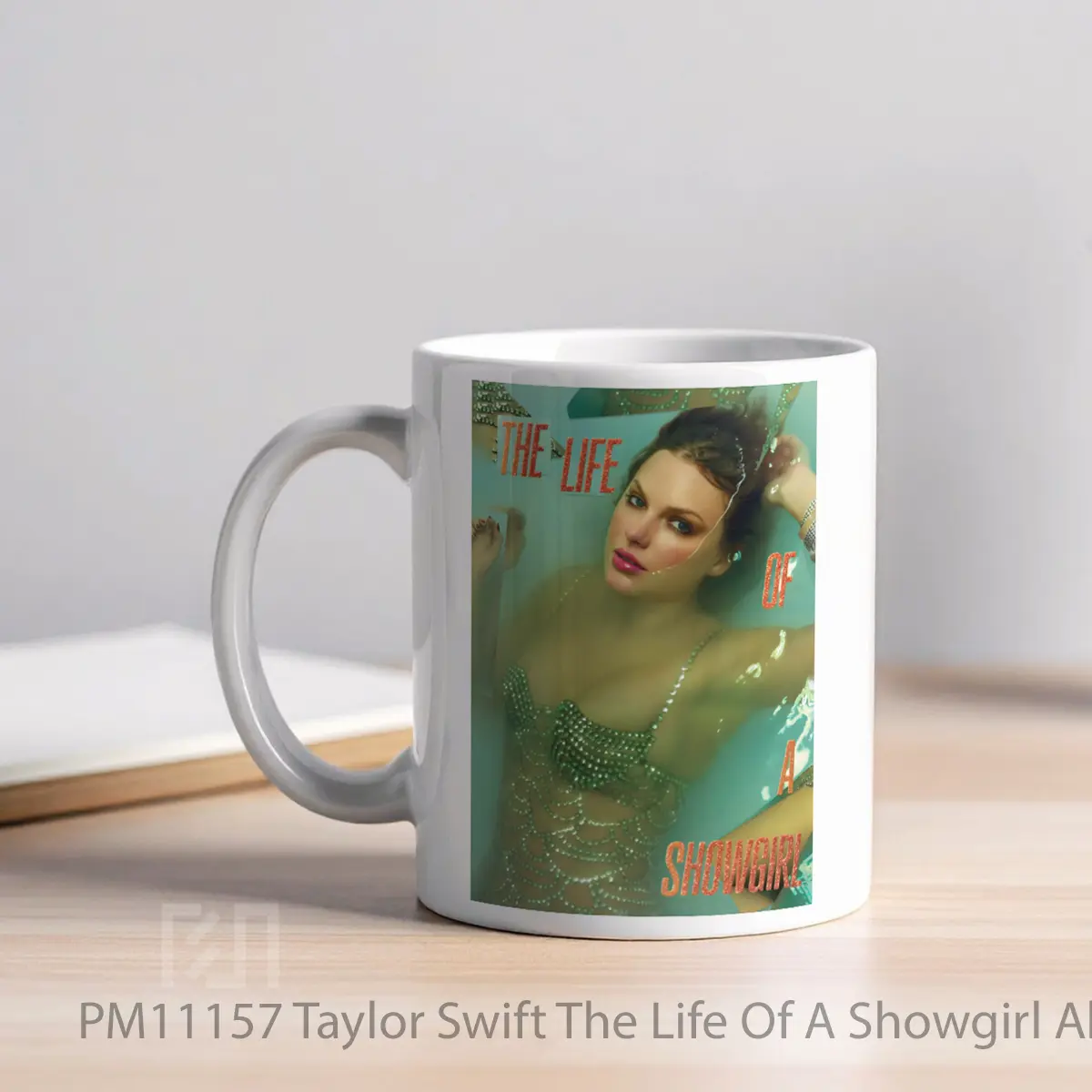 Mug Taylor Swift The Life Of A Showgirl Album MPM11157 - All-side / Desain