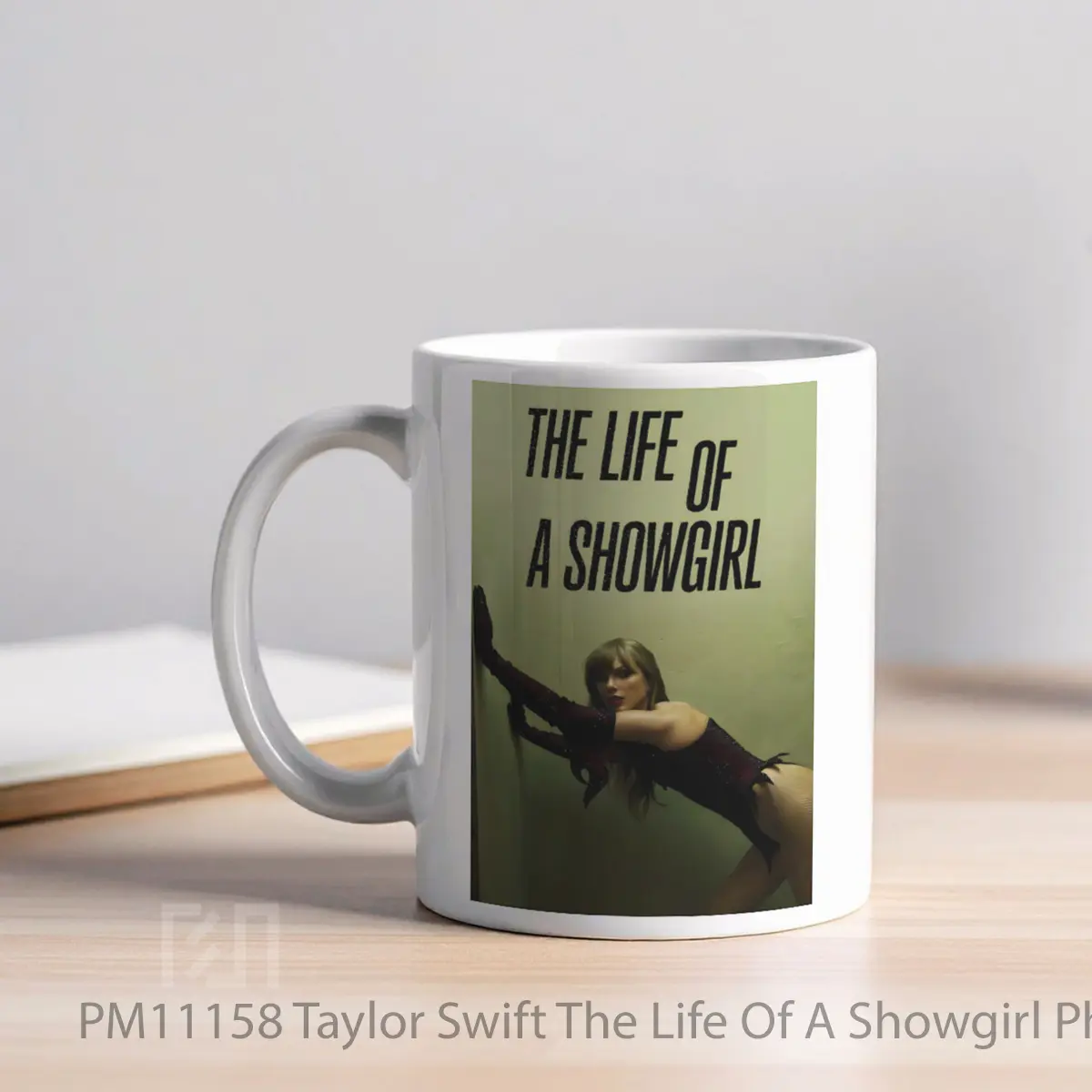 Mug Taylor Swift The Life Of A Showgirl Photo 1 MPM11158 - All-side / Desain