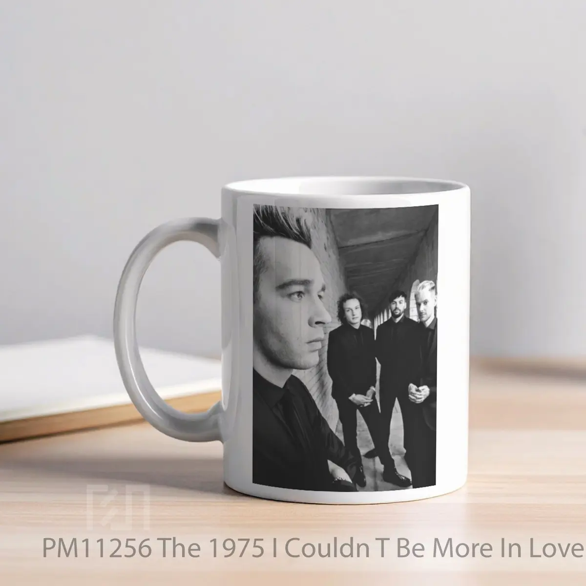 Mug The 1975 I Couldn T Be More In Love MPM11256 - All-side / Desain
