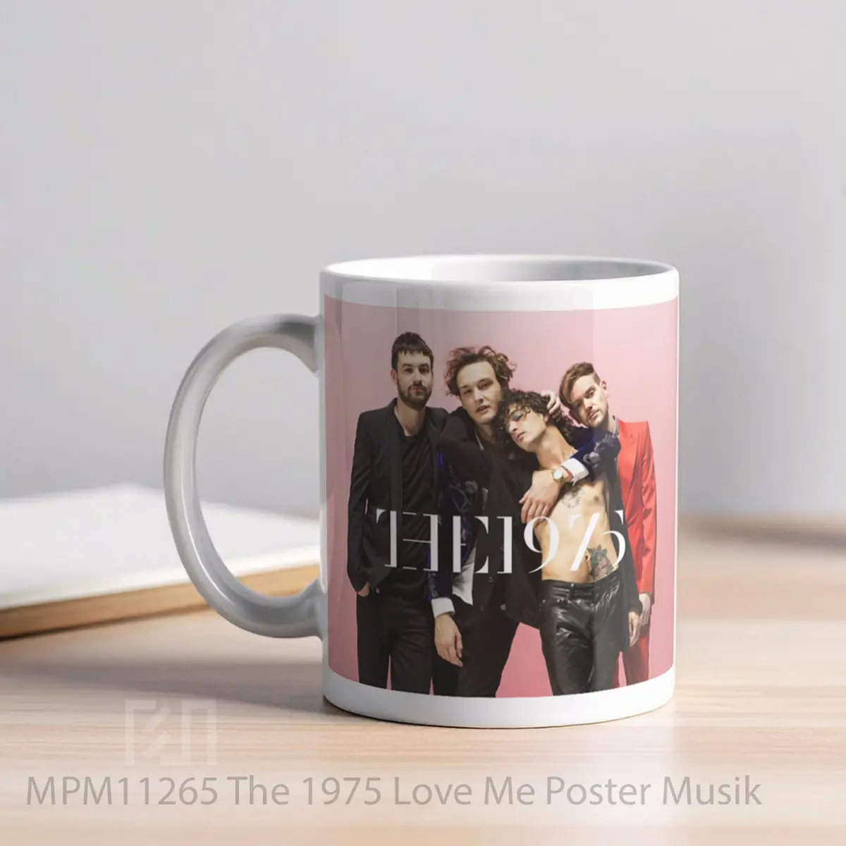 Mug The 1975 Love Me MPM11265 - All-side / Desain