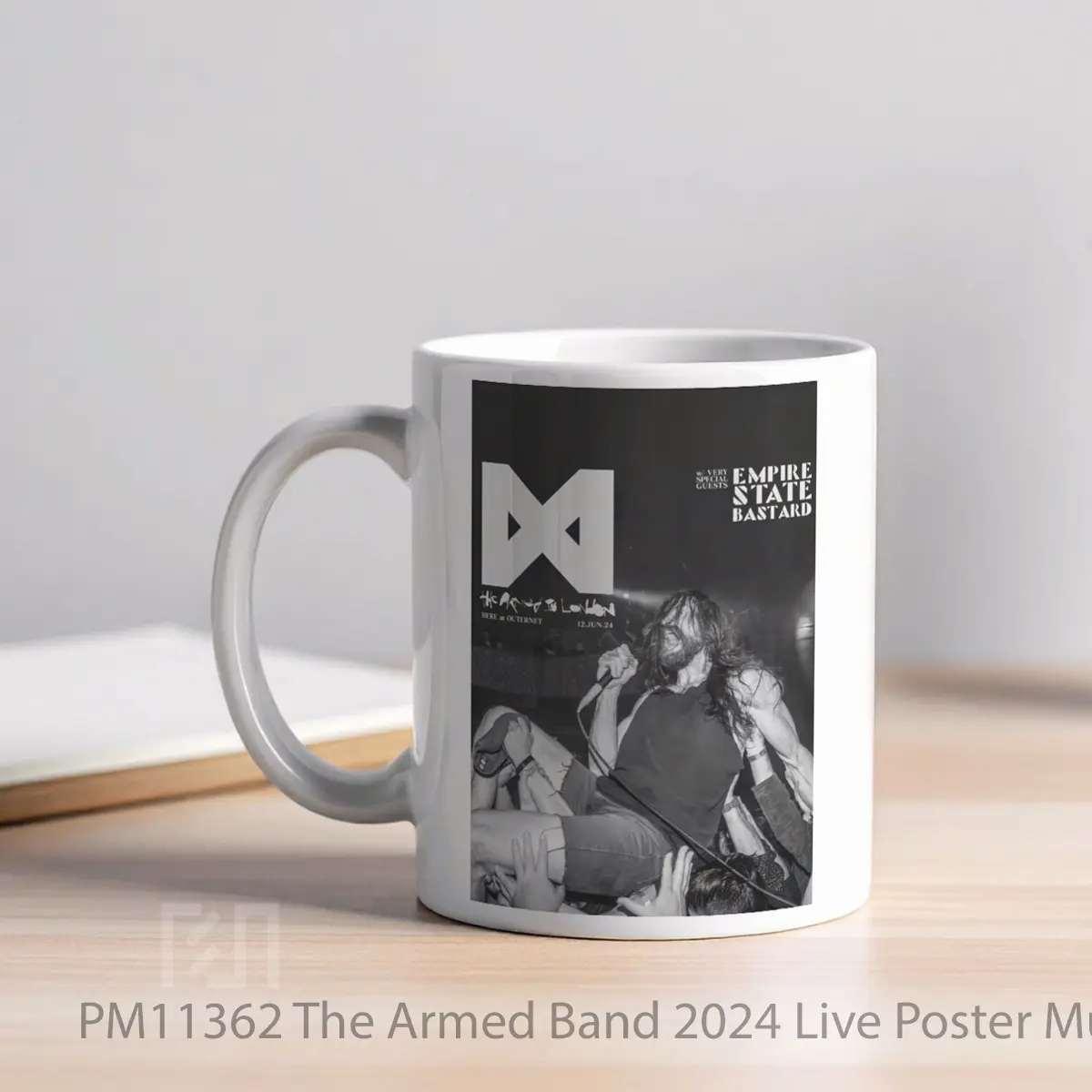 Mug The Armed Band 2024 Live MPM11362 - All-side / Desain