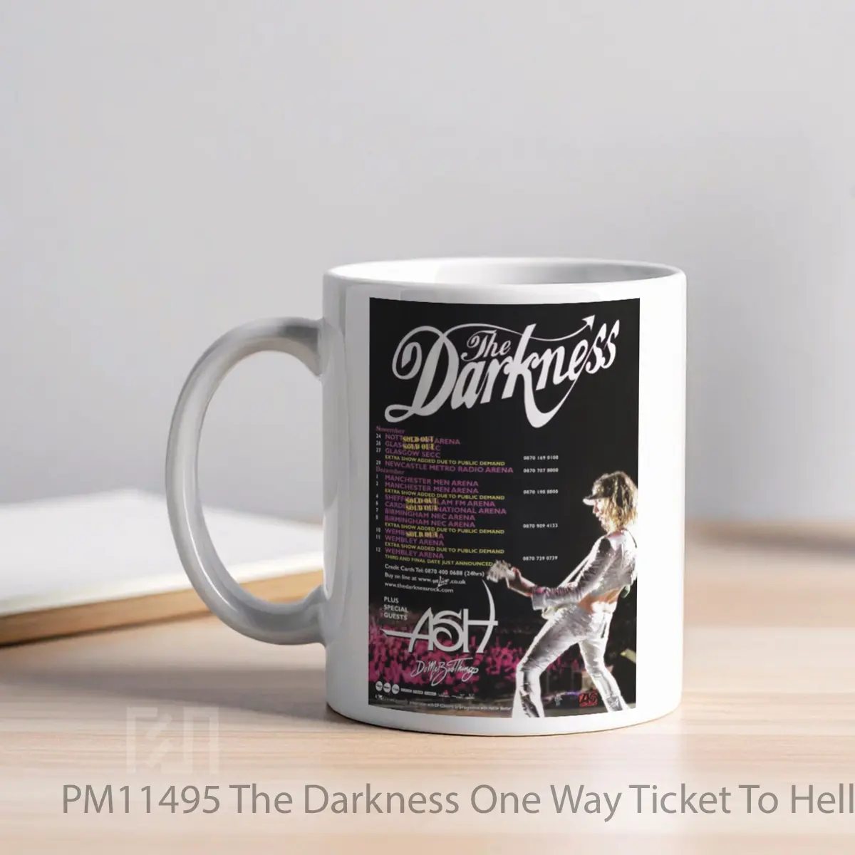 Mug The Darkness One Way Ticket To Hell Back Uk Tour MPM11495 - All-side / Desain