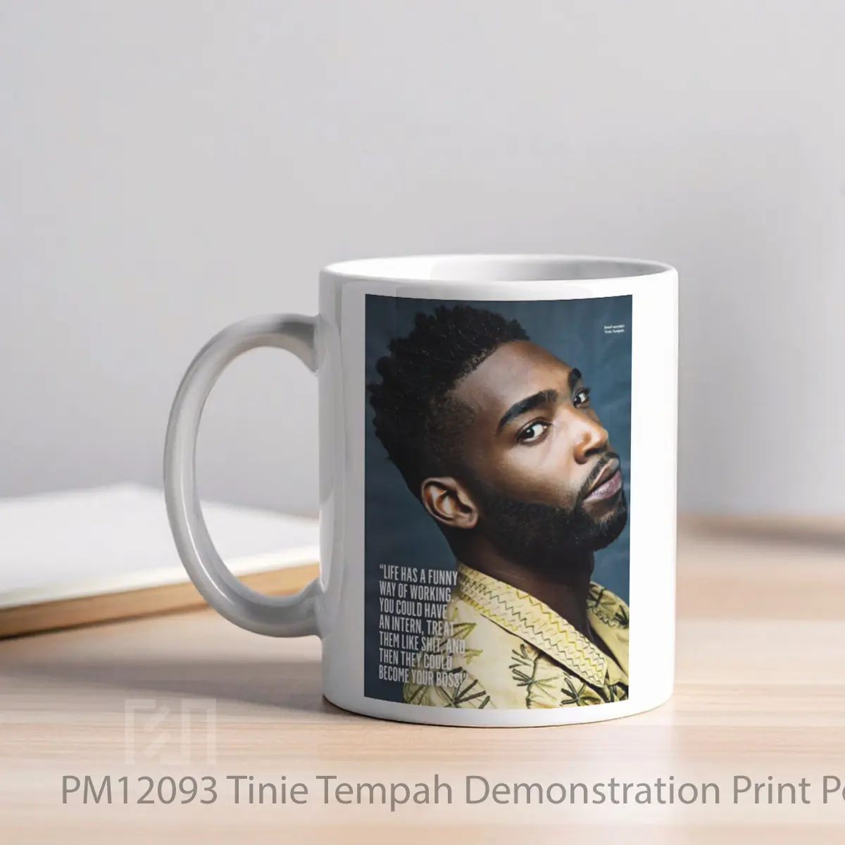Mug Tinie Tempah Demonstration Print MPM12093 - All-side / Desain