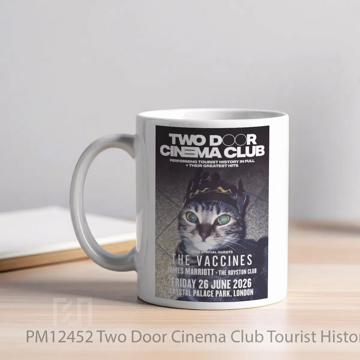 Mug Two Door Cinema Club Tourist History Uk Tour 2026 MPM12452 - All-side / Desain