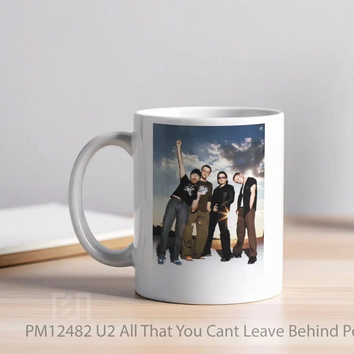 Mug U2 All That You Cant Leave Behind MPM12482 - All-side / Desain