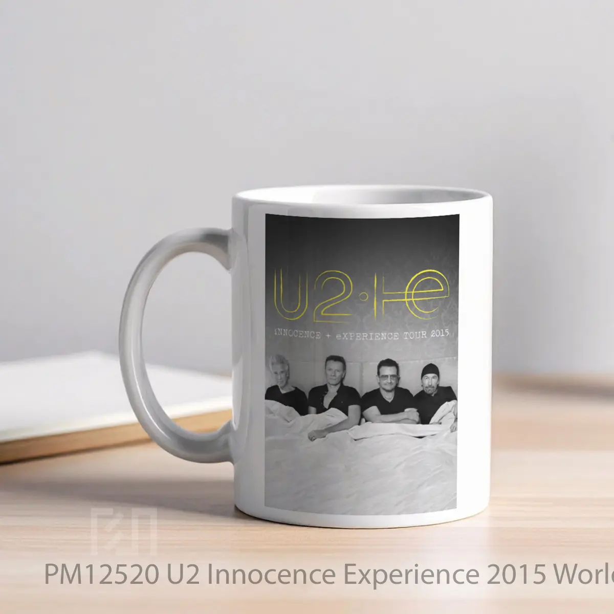 Mug U2 Innocence Experience 2015 World Tour 2 MPM12520 - All-side / Desain