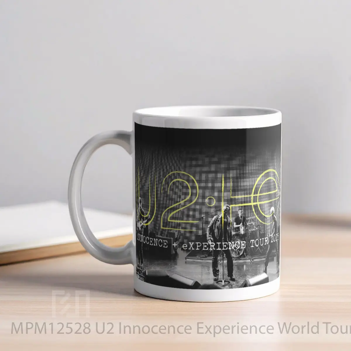 Mug U2 Innocence Experience World Tour 2015 Live Premiere MPM12528 - All-side / Desain