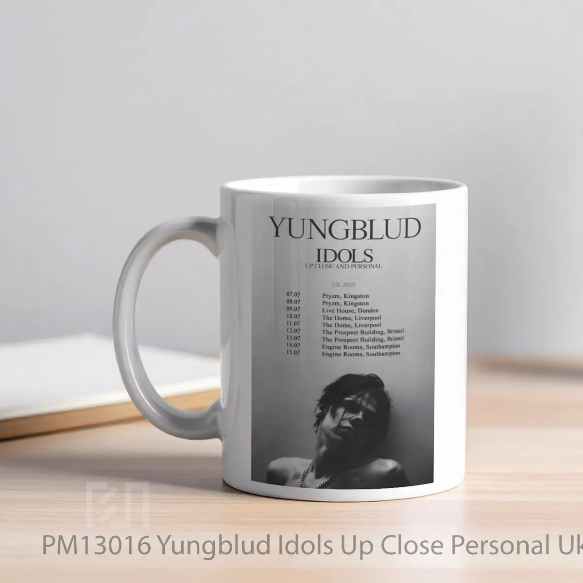 Mug Yungblud Idols Up Close Personal Uk Tour 2025 MPM13016 - All-side / Desain