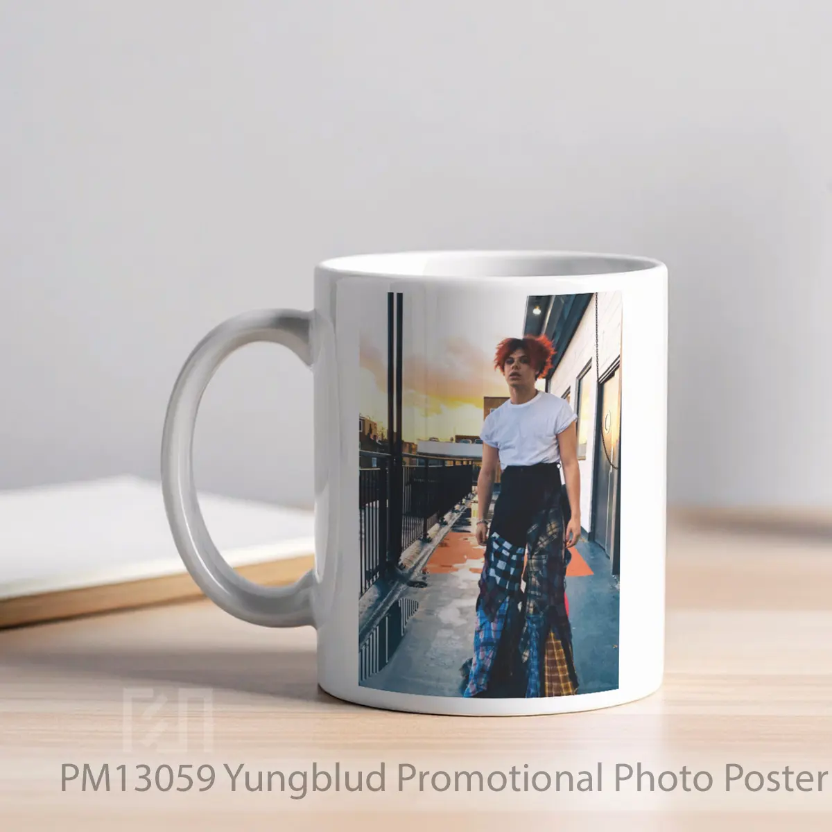 Mug Yungblud Promotional Photo MPM13059 - All-side / Desain