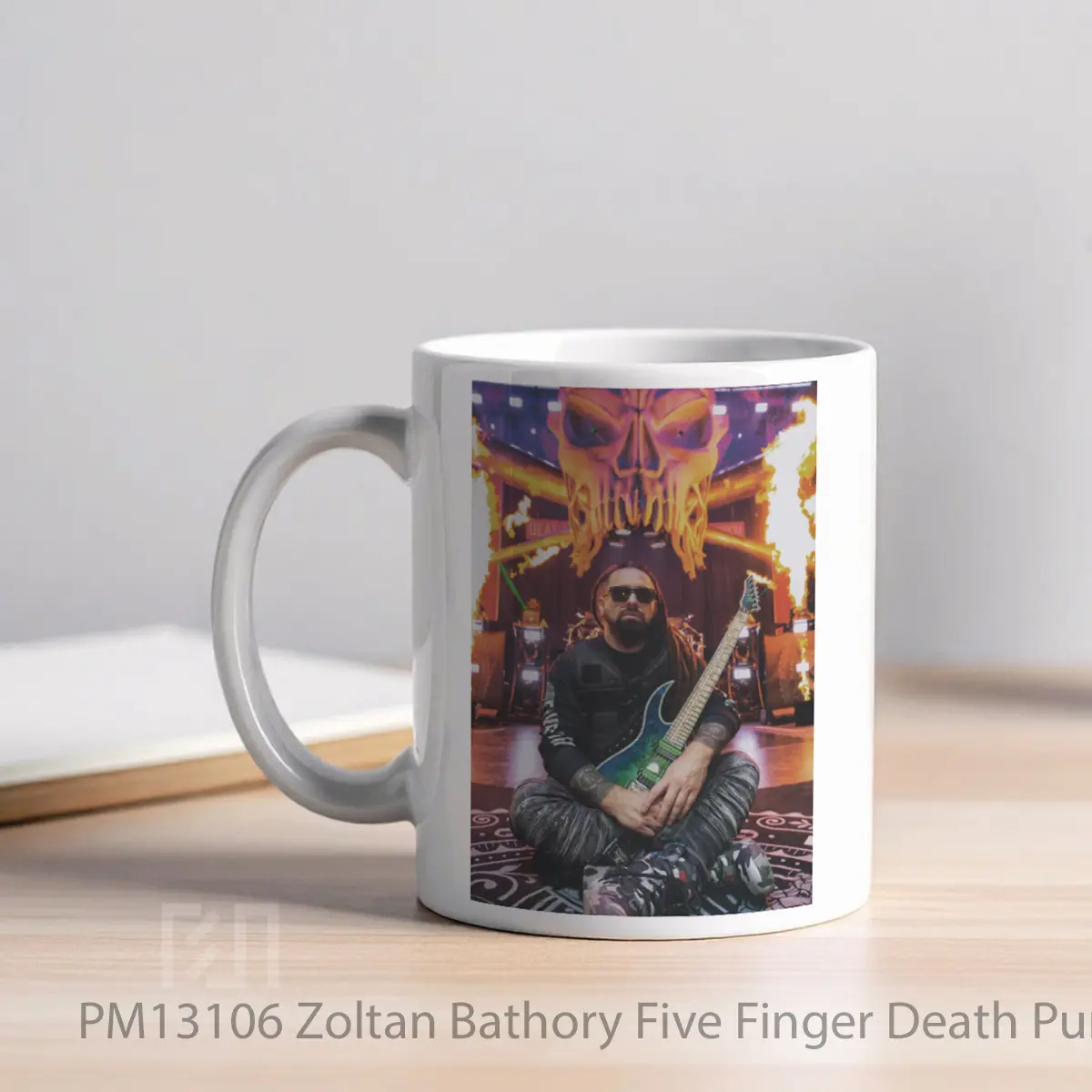 Mug Zoltan Bathory Five Finger Death Punch MPM13106 - All-side / Desain