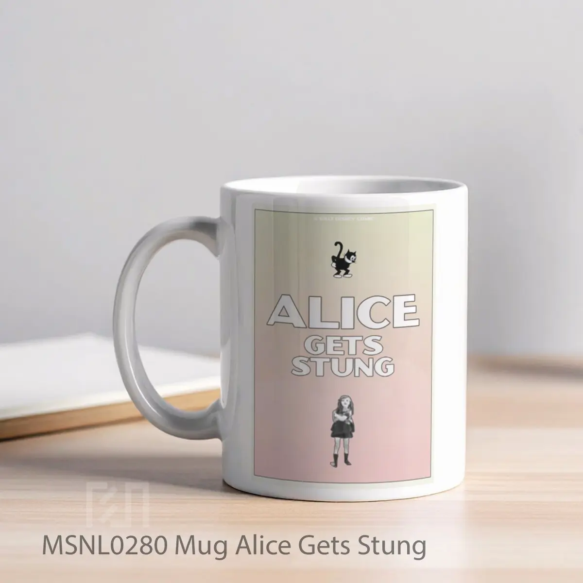 Mug Alice Gets Stung Gelas Keramik Tema Film MSNL0280 - Tampak Kiri