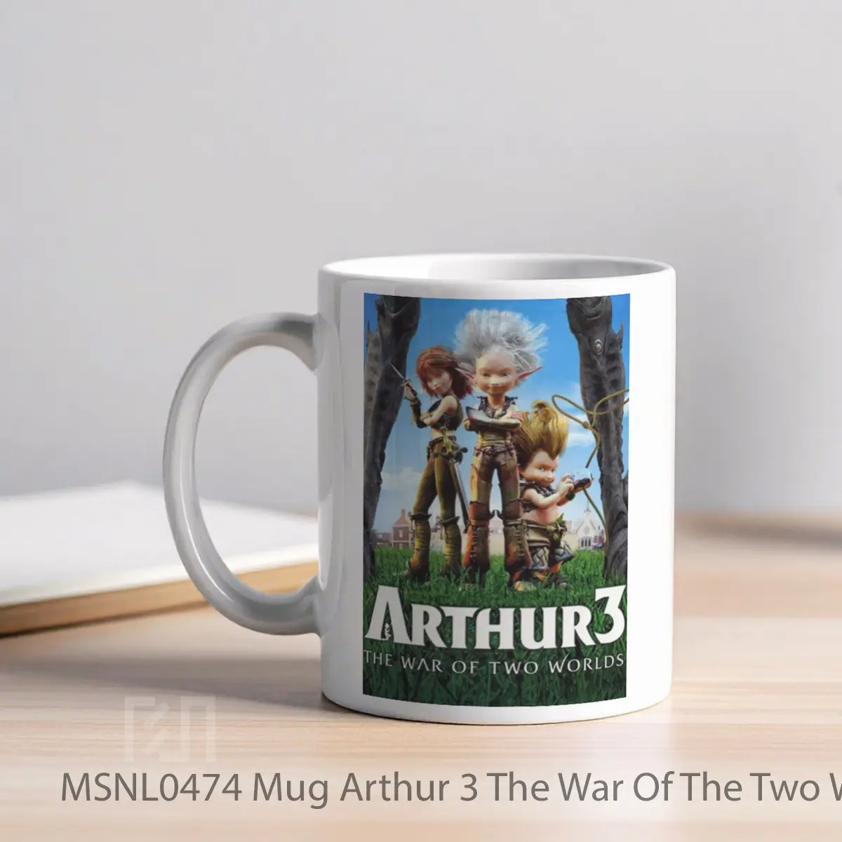 Mug Arthur 3 The War Of The Two Worlds Gelas Keramik Tema Film MSNL0474 - Tampak Kiri