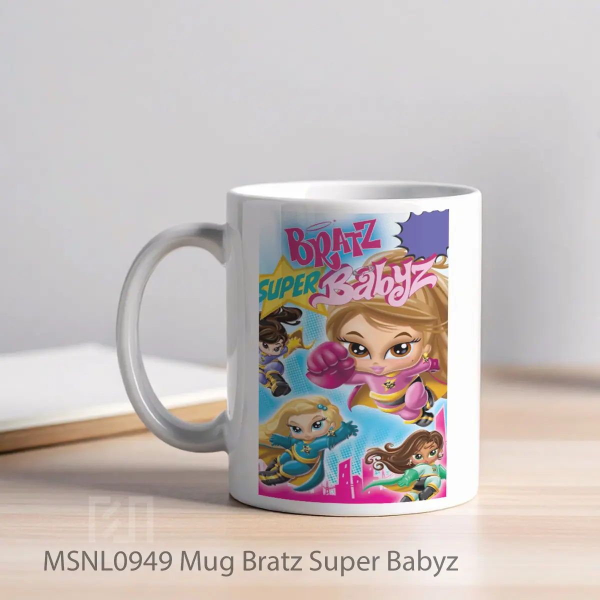 Mug Bratz Super Babyz Gelas Keramik Tema Film MSNL0949 - Tampak Kiri