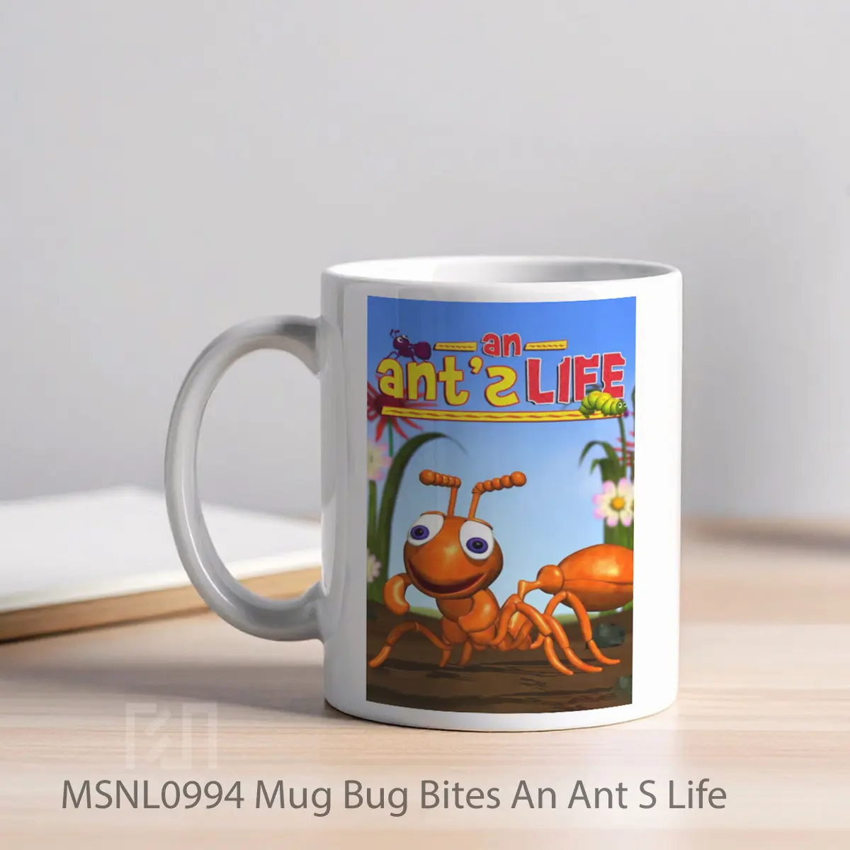 Mug Bug Bites An Ant S Life Gelas Keramik Tema Film MSNL0994 - Tampak Kiri