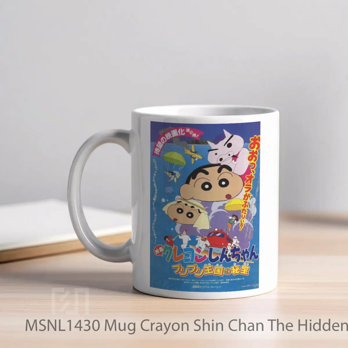Mug Crayon Shin Chan The Hidden Treasure Of The Buri Buri Kingdom Gelas Keramik Tema Film MSNL1430 - Tampak Kiri