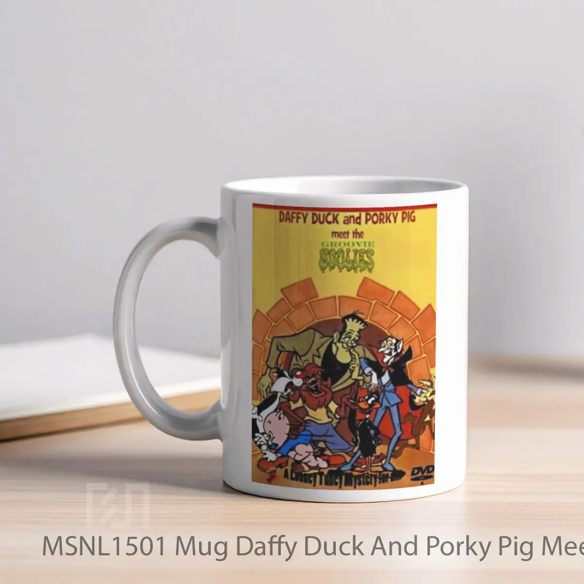 Mug Daffy Duck And Porky Pig Meet The Groovie Goolies Gelas Keramik Tema Film MSNL1501 - Tampak Kiri