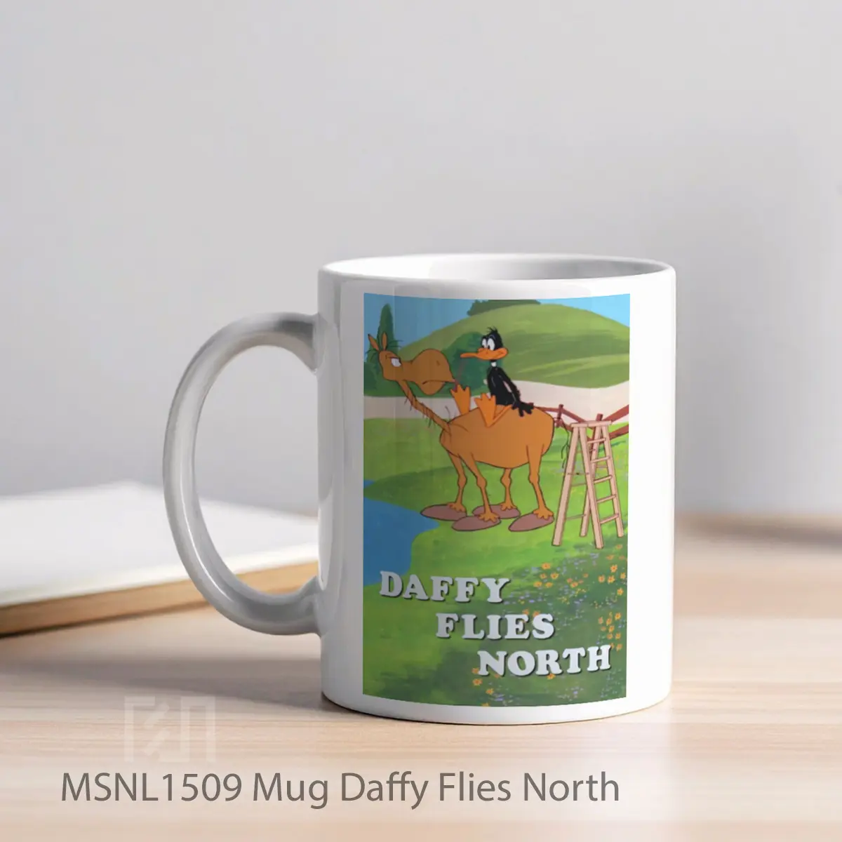 Mug Daffy Flies North Gelas Keramik Tema Film MSNL1509 - Tampak Kiri