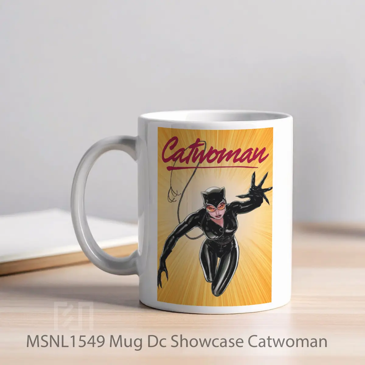 Mug Dc Showcase Catwoman Gelas Keramik Tema Film MSNL1549 - Tampak Kiri