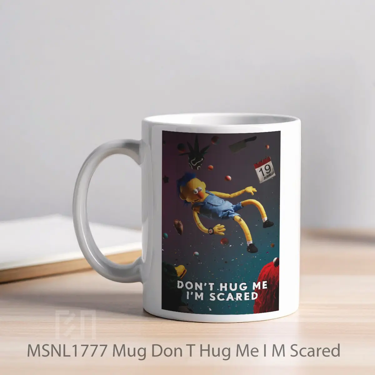 Mug Don T Hug Me I M Scared Gelas Keramik Tema Film MSNL1777 - Tampak Kiri