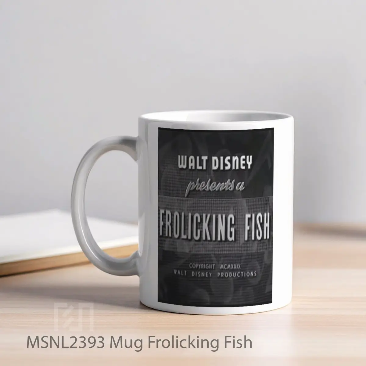 Mug Frolicking Fish Gelas Keramik Tema Film MSNL2393 - Tampak Kiri