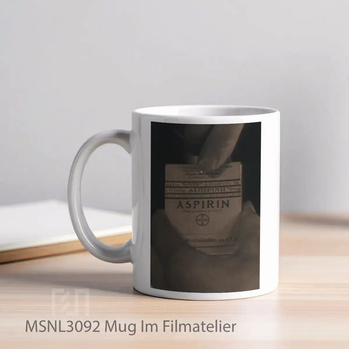 Mug Im Filmatelier Gelas Keramik Tema Film MSNL3092 - Tampak Kiri