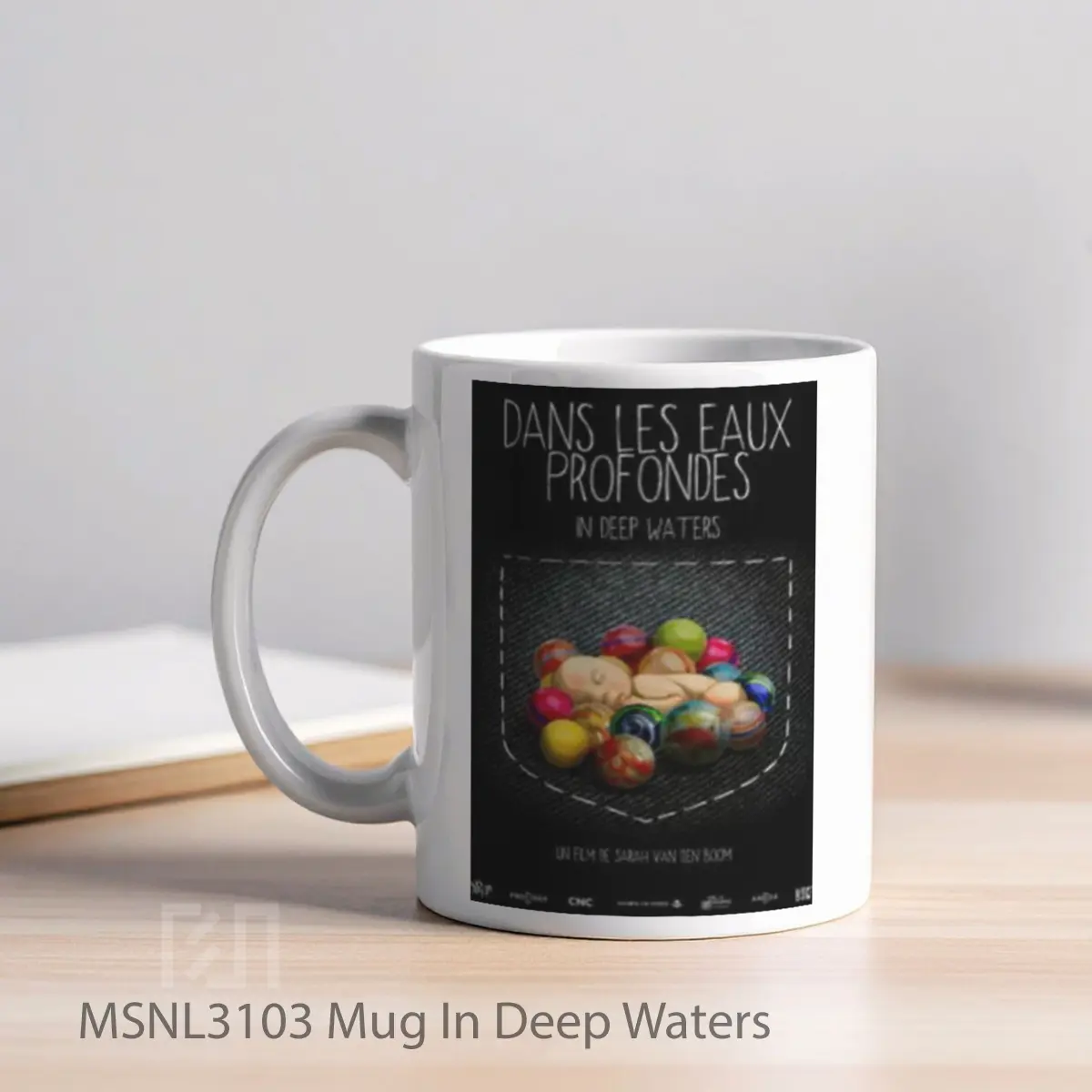 Mug In Deep Waters Gelas Keramik Tema Film MSNL3103 - Tampak Kiri