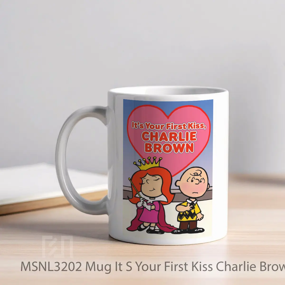 Mug It S Your First Kiss Charlie Brown Gelas Keramik Tema Film MSNL3202 - Tampak Kiri