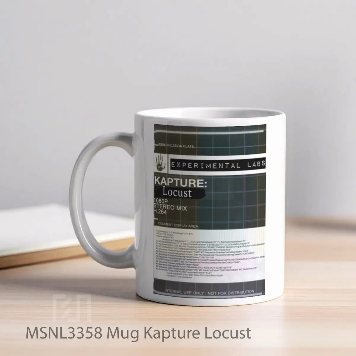 Mug Kapture Locust Gelas Keramik Tema Film MSNL3358 - Tampak Kiri