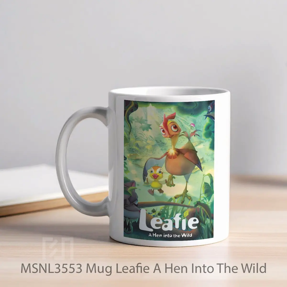Mug Leafie A Hen Into The Wild Gelas Keramik Tema Film MSNL3553 - Tampak Kiri