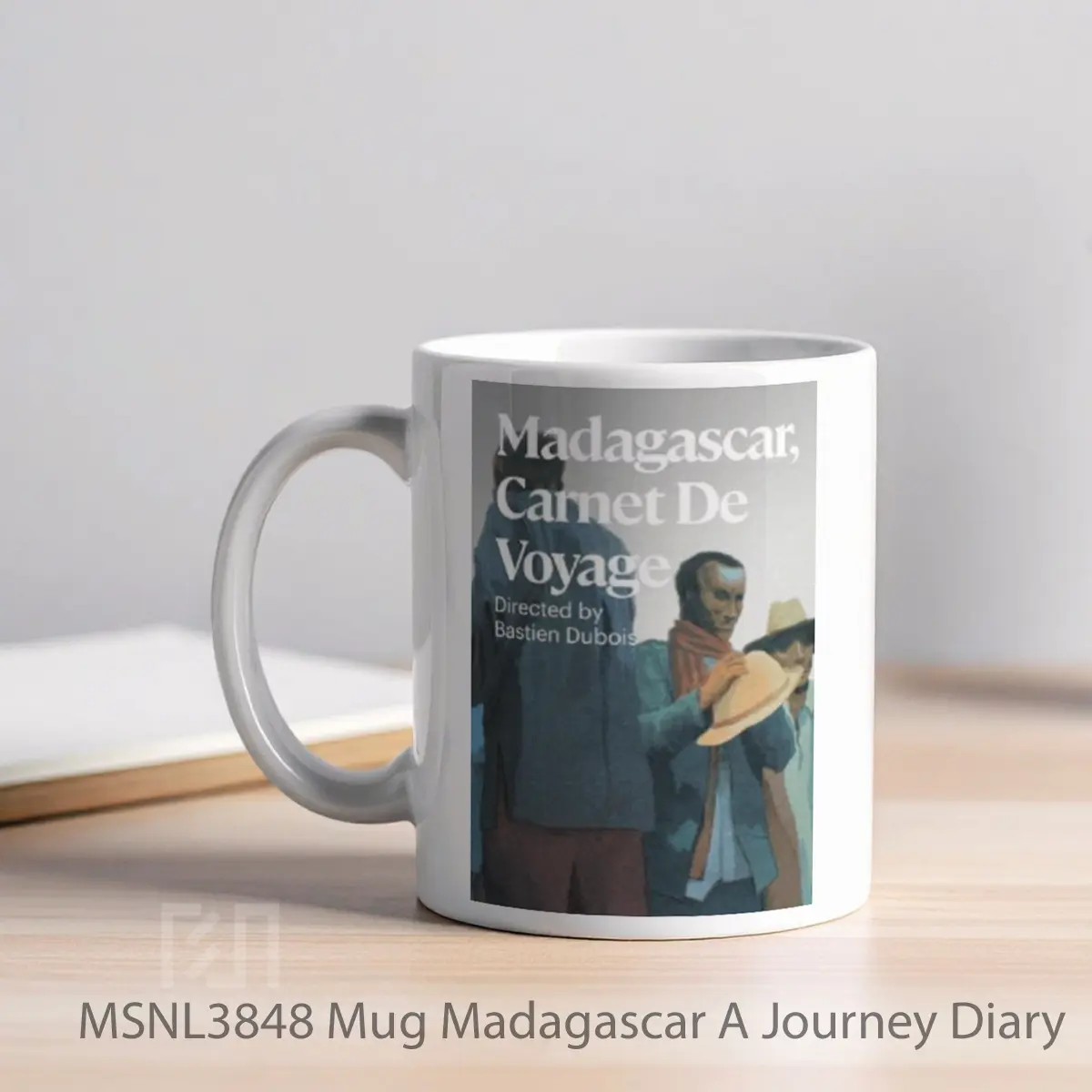 Mug Madagascar A Journey Diary Gelas Keramik Tema Film MSNL3848 - Tampak Kiri