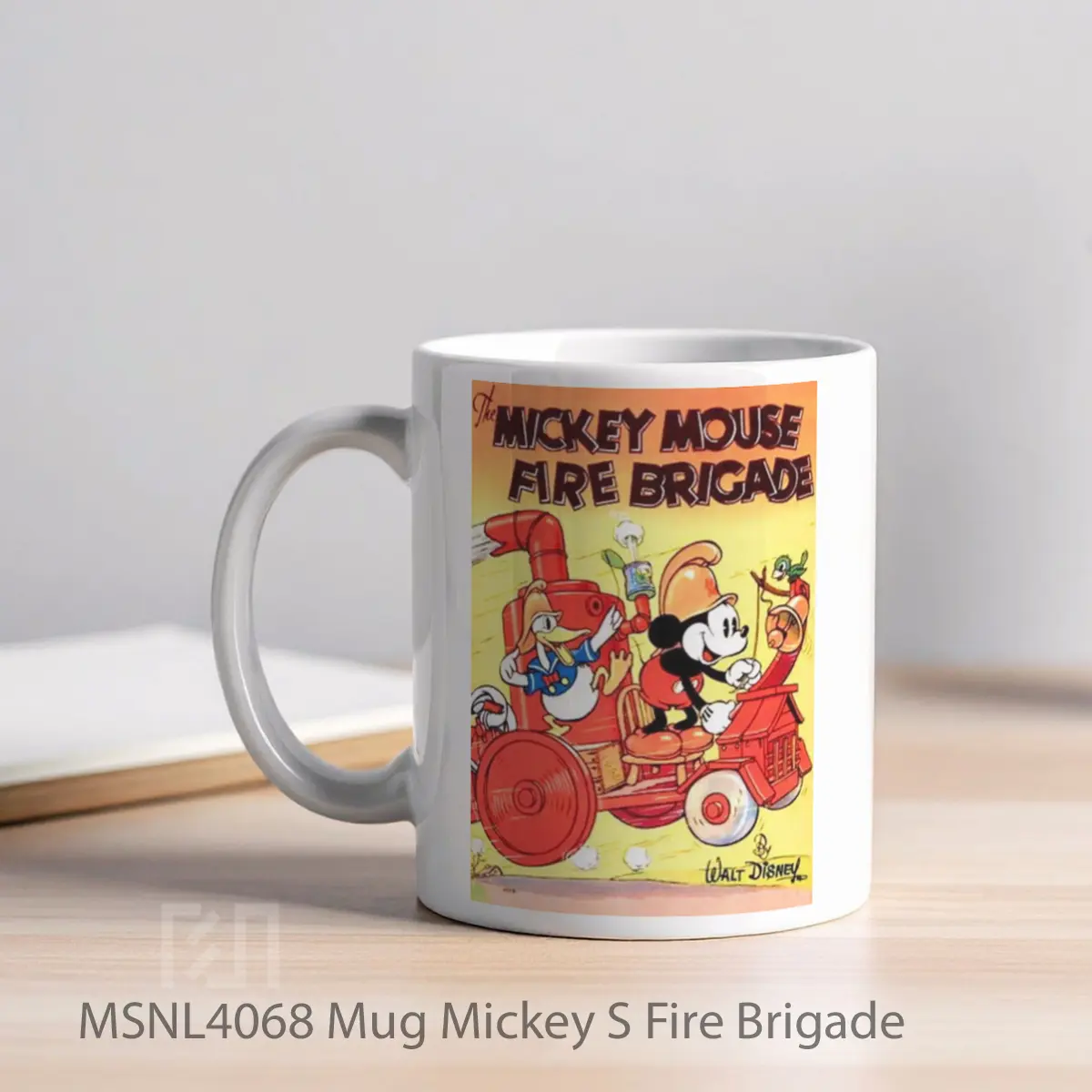 Mug Mickey S Fire Brigade Gelas Keramik Tema Film MSNL4068 - Tampak Kiri