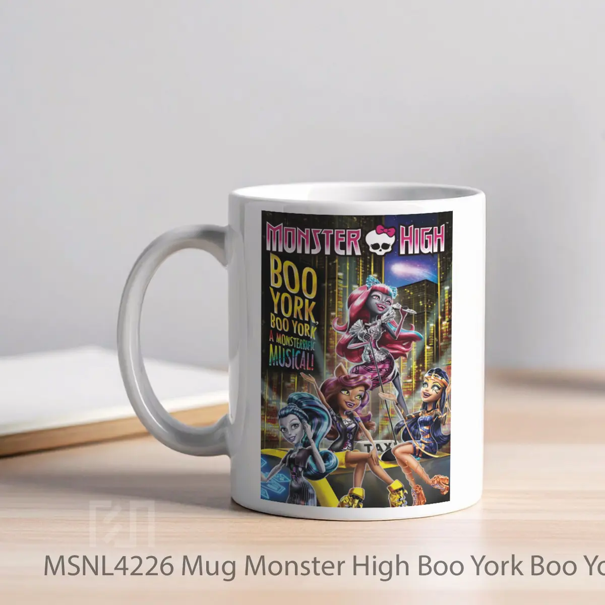 Mug Monster High Boo York Boo York Gelas Keramik Tema Film MSNL4226 - Tampak Kiri