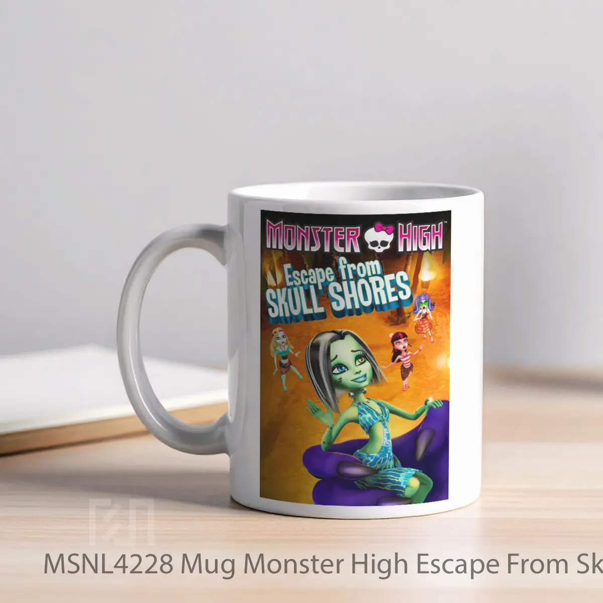Mug Monster High Escape From Skull Shores Gelas Keramik Tema Film MSNL4228 - Tampak Kiri