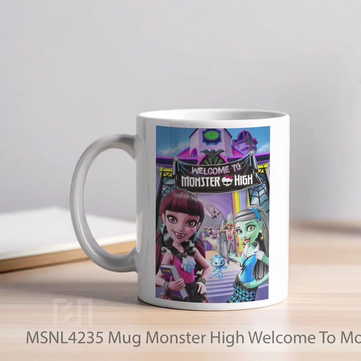 Mug Monster High Welcome To Monster High Gelas Keramik Tema Film MSNL4235 - Tampak Kiri