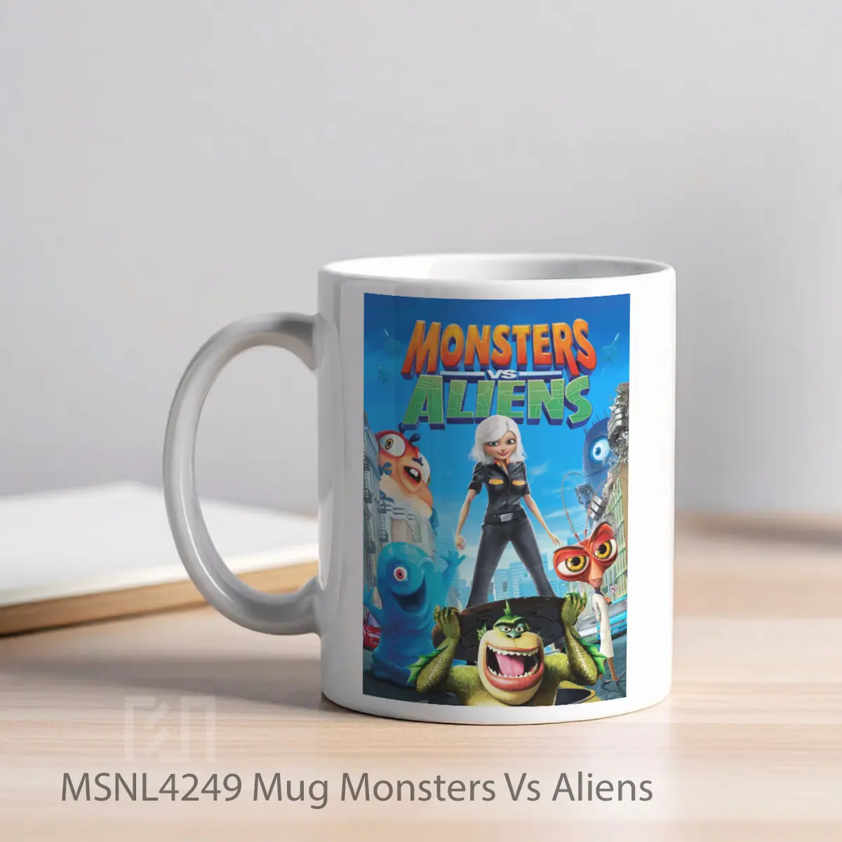 Mug Monsters Vs Aliens Gelas Keramik Tema Film MSNL4249 - Tampak Kiri