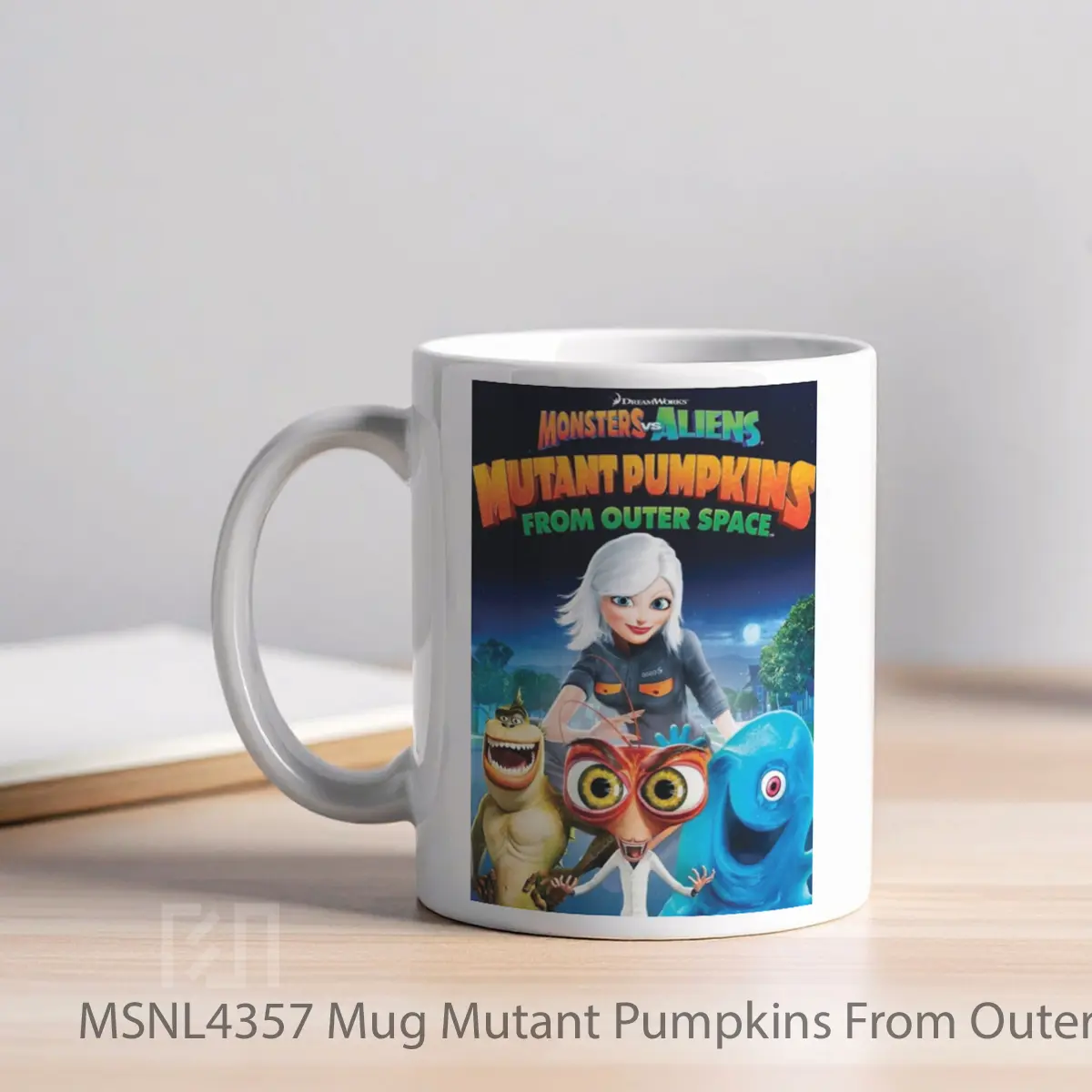 Mug Mutant Pumpkins From Outer Space Gelas Keramik Tema Film MSNL4357 - Tampak Kiri