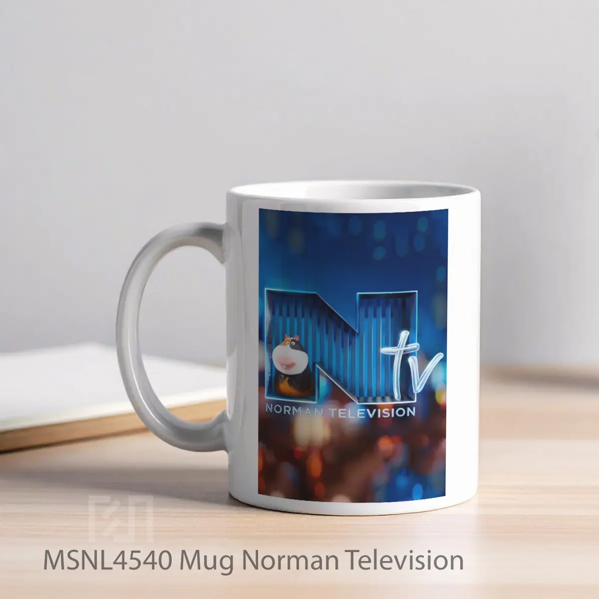 Mug Norman Television Gelas Keramik Tema Film MSNL4540 - Tampak Kiri