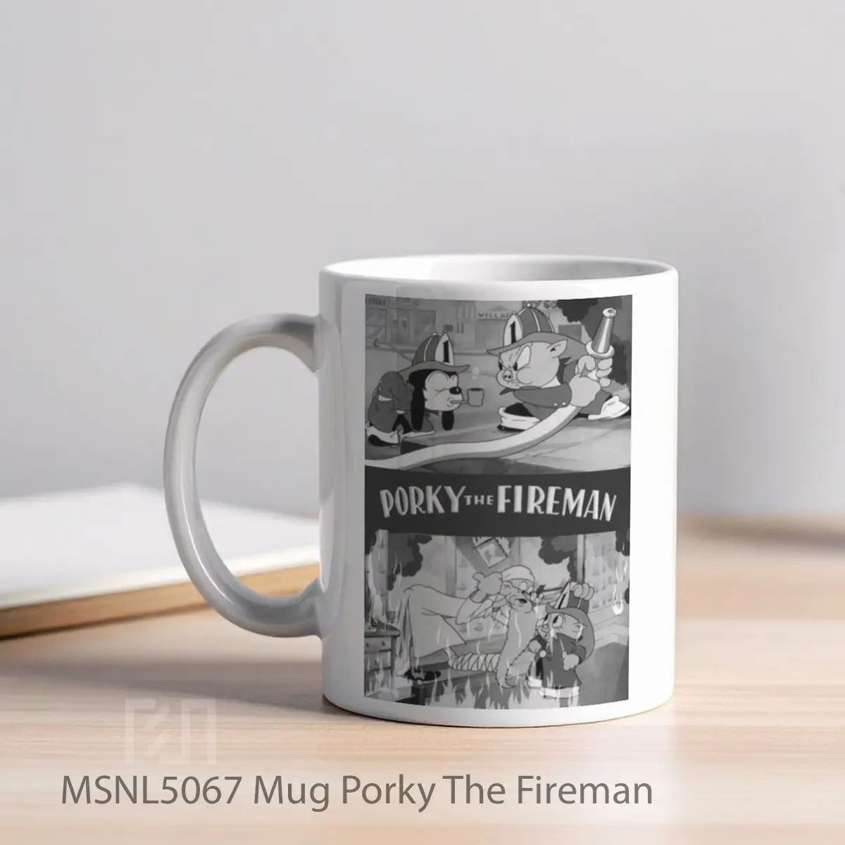 Mug Porky The Fireman Gelas Keramik Tema Film MSNL5067 - Tampak Kiri