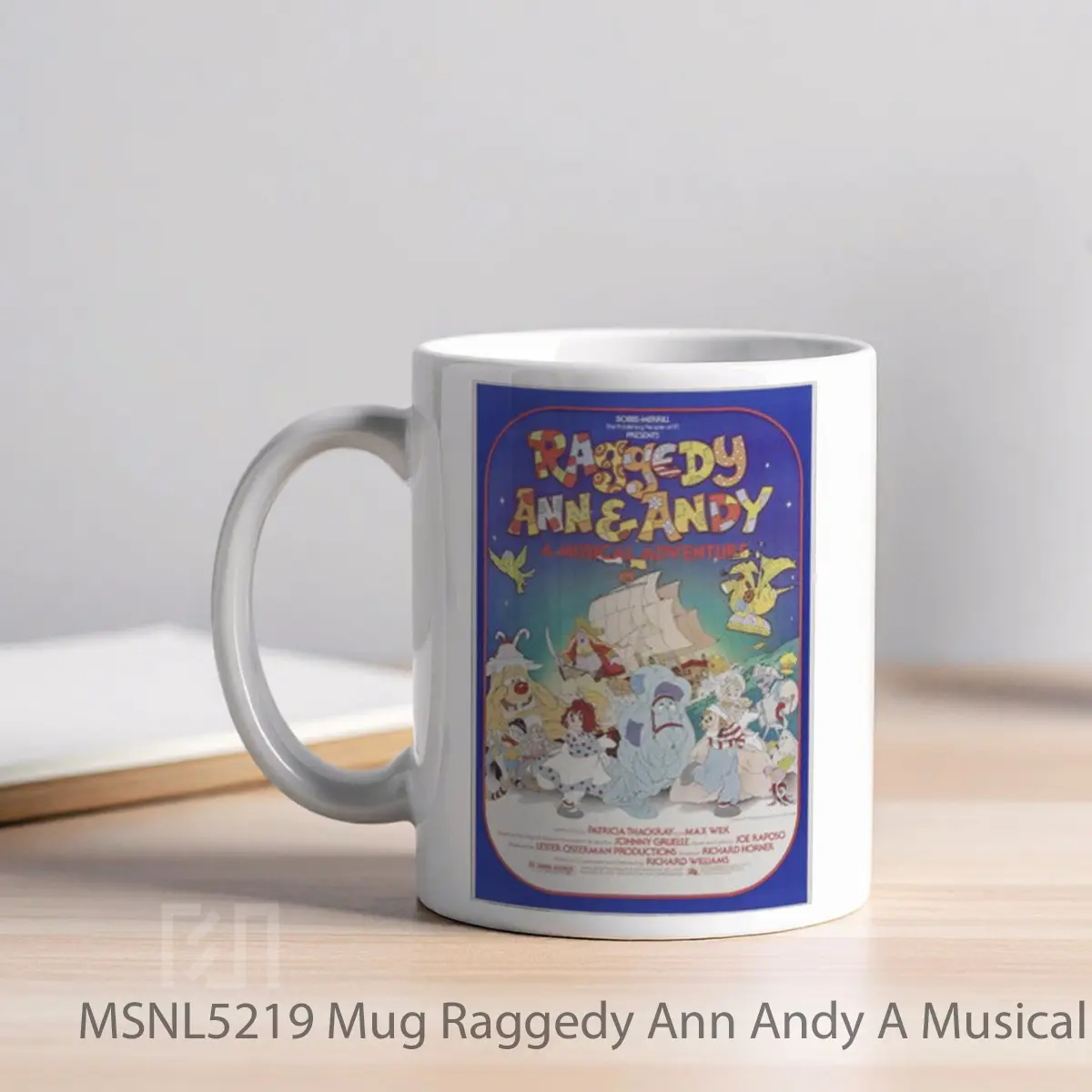 Mug Raggedy Ann Andy A Musical Adventure Gelas Keramik Tema Film MSNL5219 - Tampak Kiri