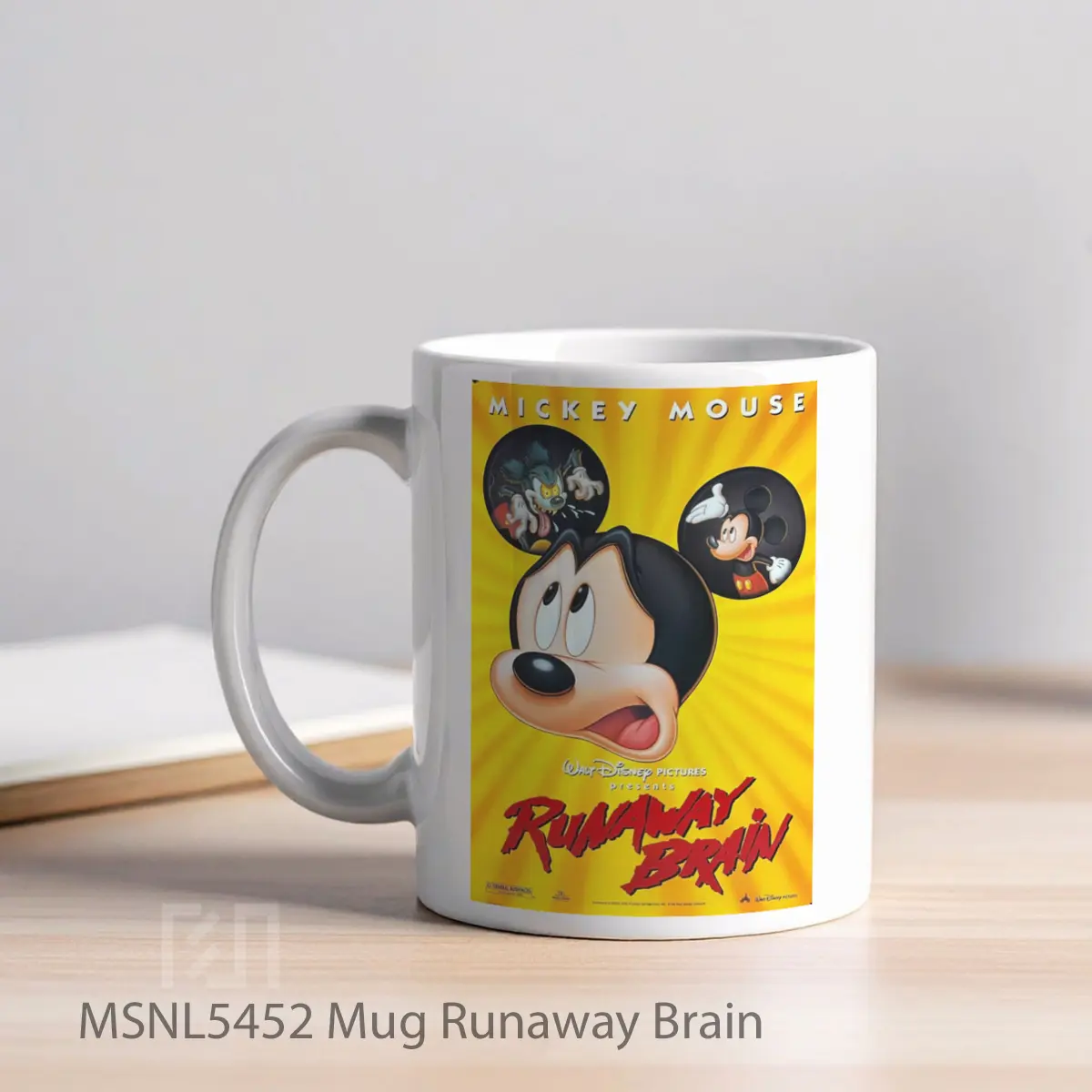 Mug Runaway Brain Gelas Keramik Tema Film MSNL5452 - Tampak Kiri