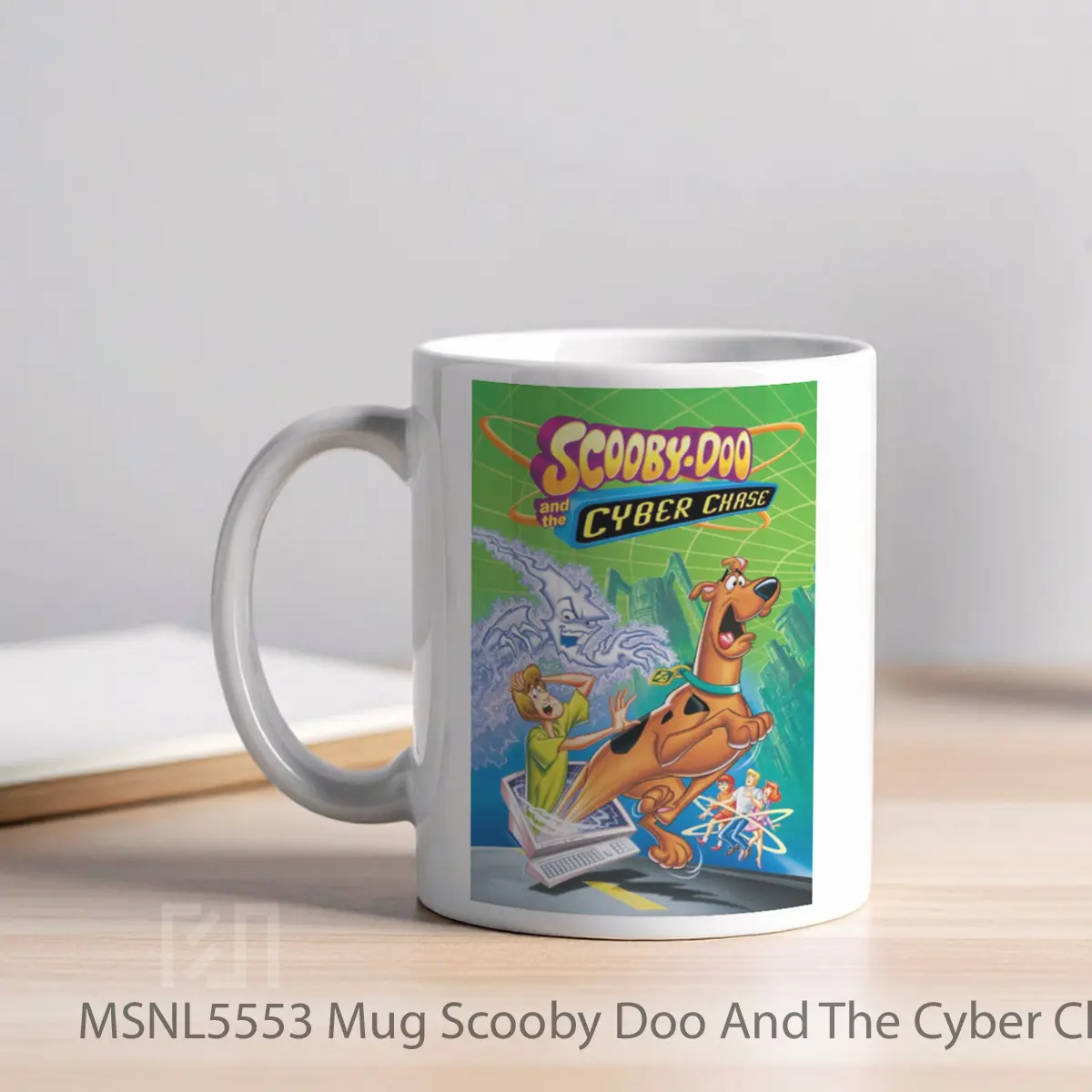 Mug Scooby Doo And The Cyber Chase Gelas Keramik Tema Film MSNL5553 - Tampak Kiri