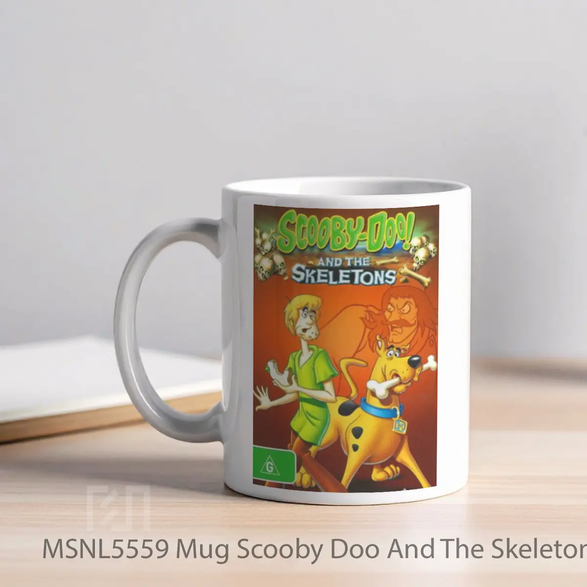 Mug Scooby Doo And The Skeletons Gelas Keramik Tema Film MSNL5559 - Tampak Kiri