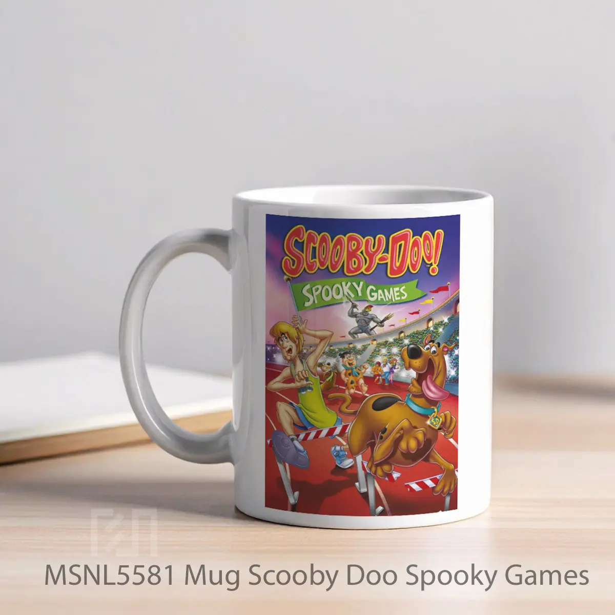 Mug Scooby Doo Spooky Games Gelas Keramik Tema Film MSNL5581 - Tampak Kiri