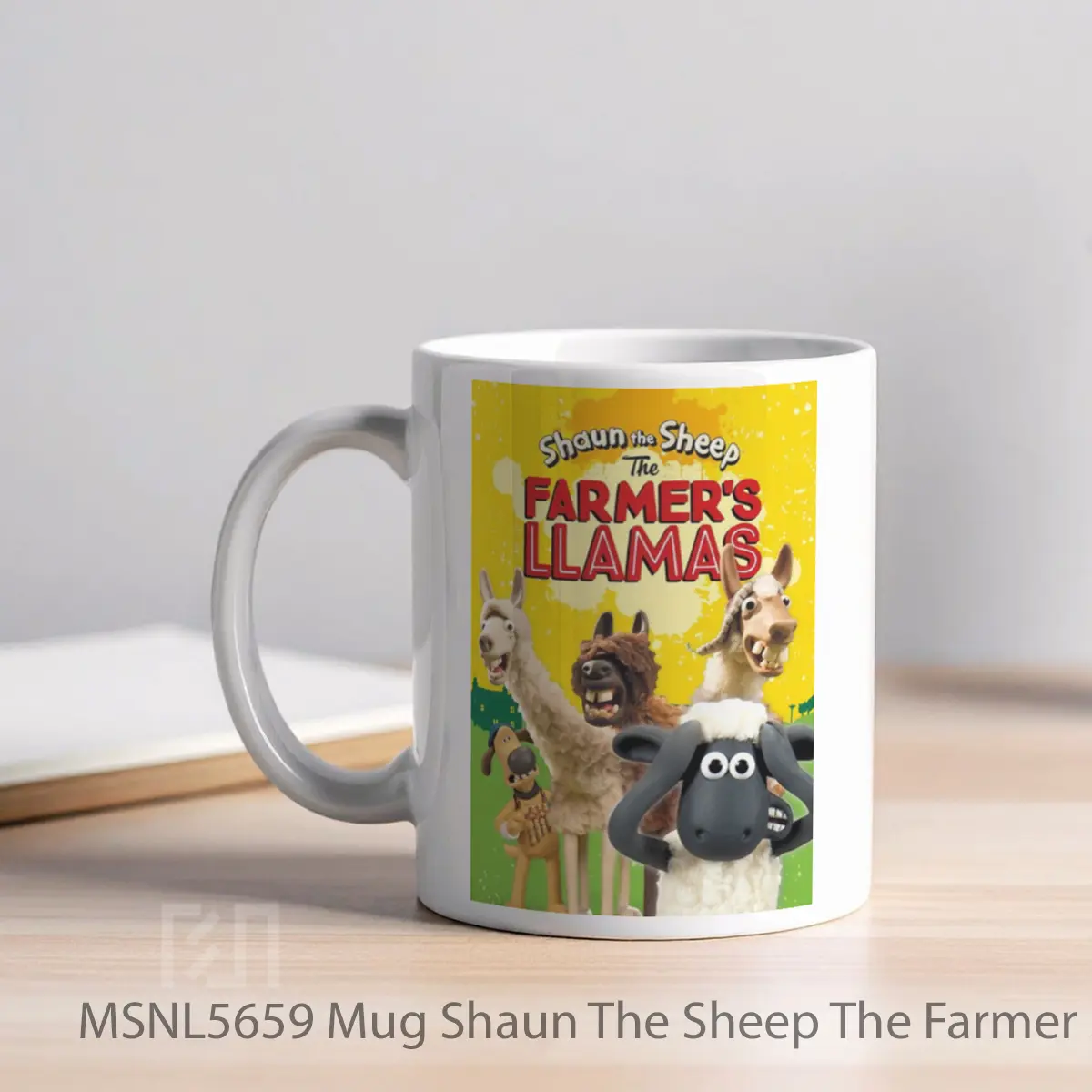 Mug Shaun The Sheep The Farmer S Llamas Gelas Keramik Tema Film MSNL5659 - Tampak Kiri