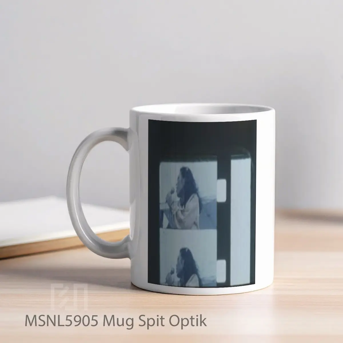 Mug Spit Optik Gelas Keramik Tema Film MSNL5905 - Tampak Kiri