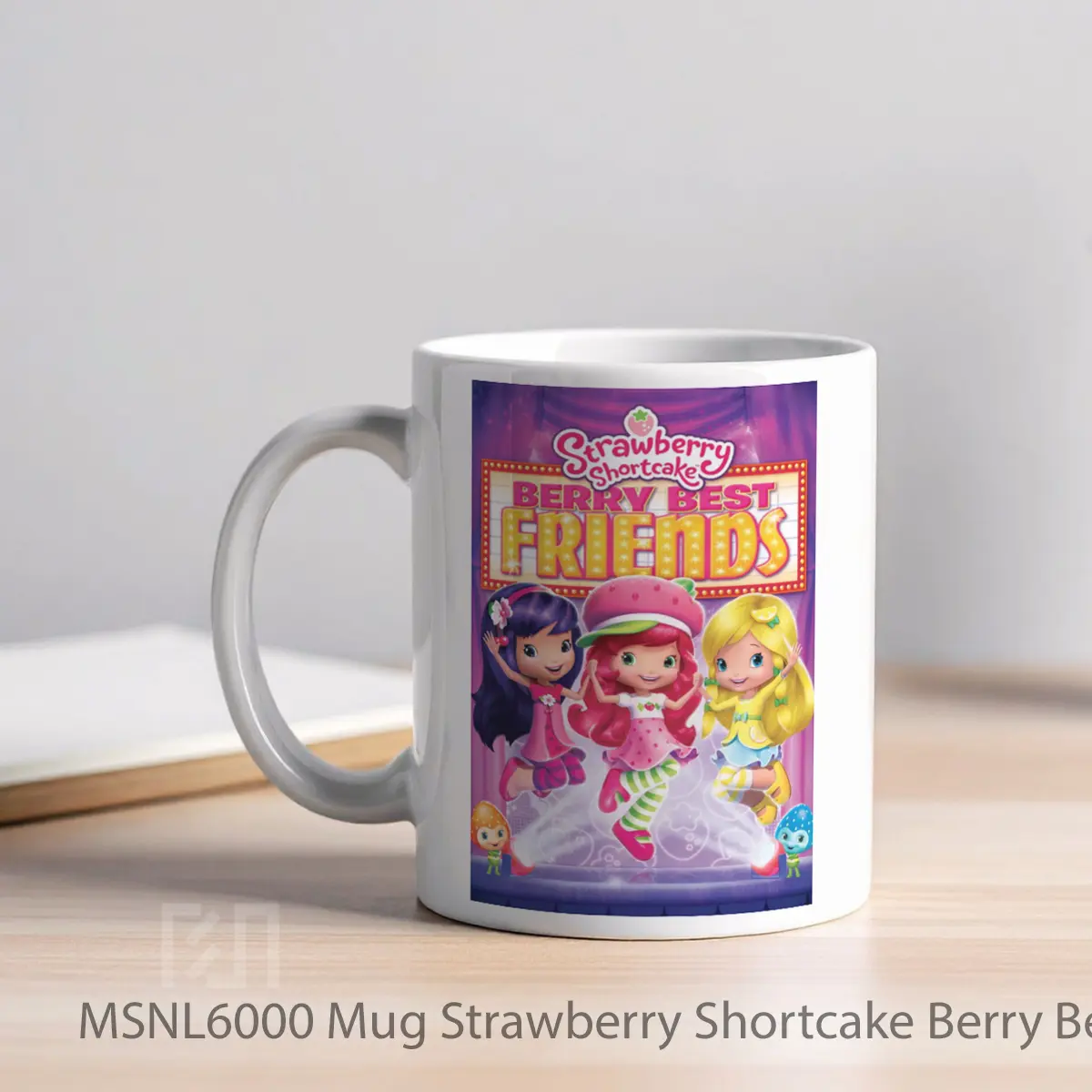 Mug Strawberry Shortcake Berry Best Friends Gelas Keramik Tema Film MSNL6000 - Tampak Kiri